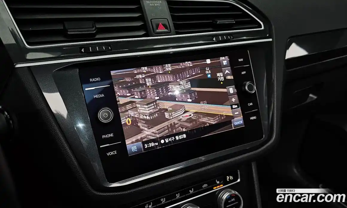 Volkswagen Tiguan 2019 2.0 автомат (гидро), фото 12