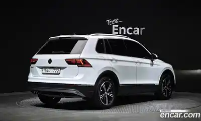 Volkswagen Tiguan 2019 2.0 автомат (гидро), миниатюра 2