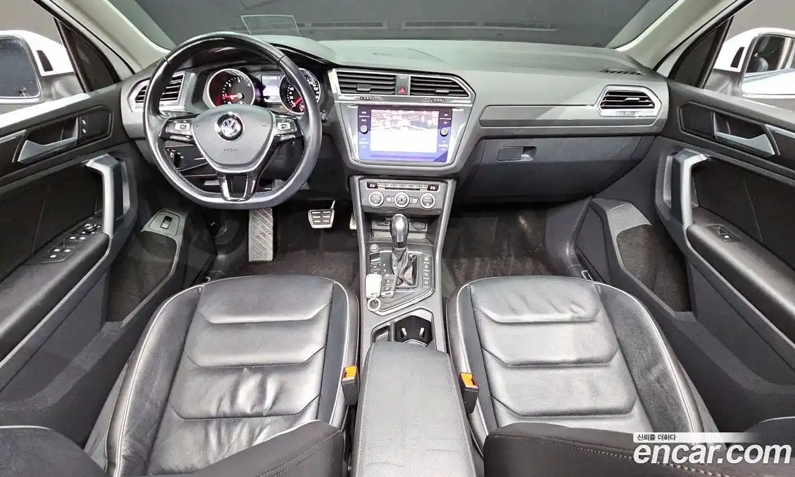 Volkswagen Tiguan 2019 2.0 автомат (гидро), фото 7