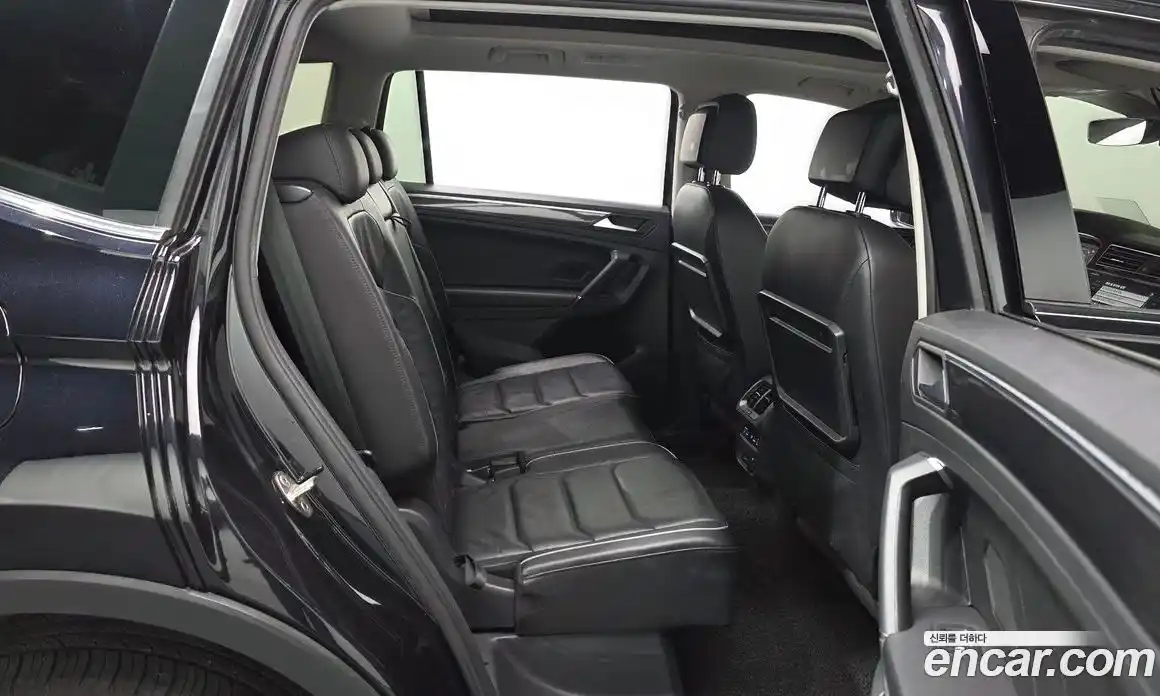 Volkswagen Tiguan 2020 2.0 автомат (гидро), фото 18