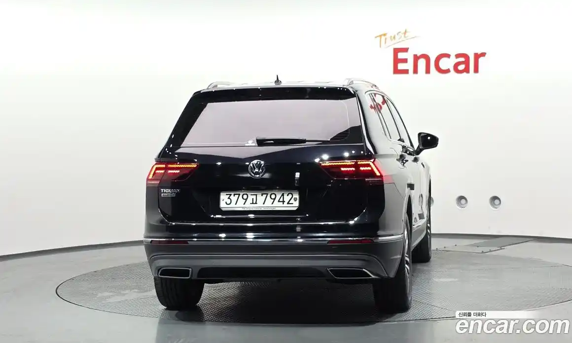 Volkswagen Tiguan 2020 2.0 автомат (гидро), фото 4