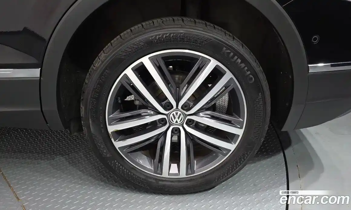 Volkswagen Tiguan 2020 2.0 автомат (гидро), фото 7