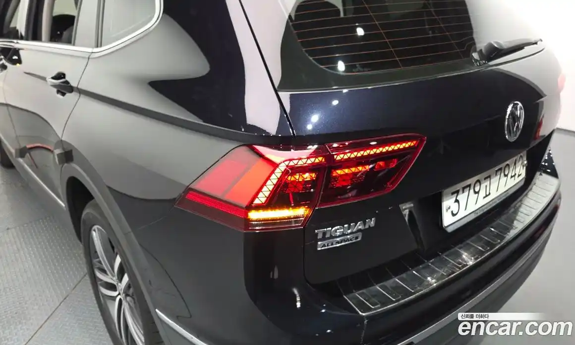 Volkswagen Tiguan 2020 2.0 автомат (гидро), фото 9