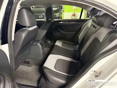Volkswagen Jetta 2015 2.0 автомат (гидро), миниатюра 7