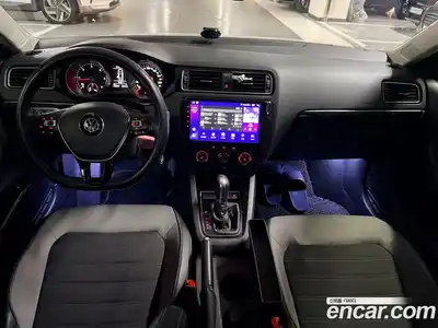 Volkswagen Jetta 2015 2.0 автомат (гидро), миниатюра 8
