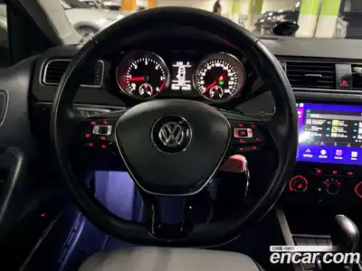 Volkswagen Jetta 2015 2.0 автомат (гидро), миниатюра 9