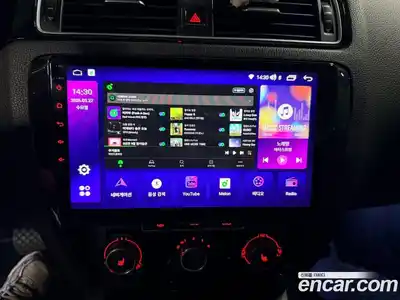 Volkswagen Jetta 2015 2.0 автомат (гидро), миниатюра 10