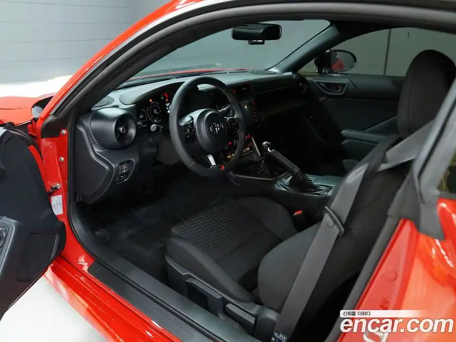 Toyota 86 2024 2.4 механика, фото 11