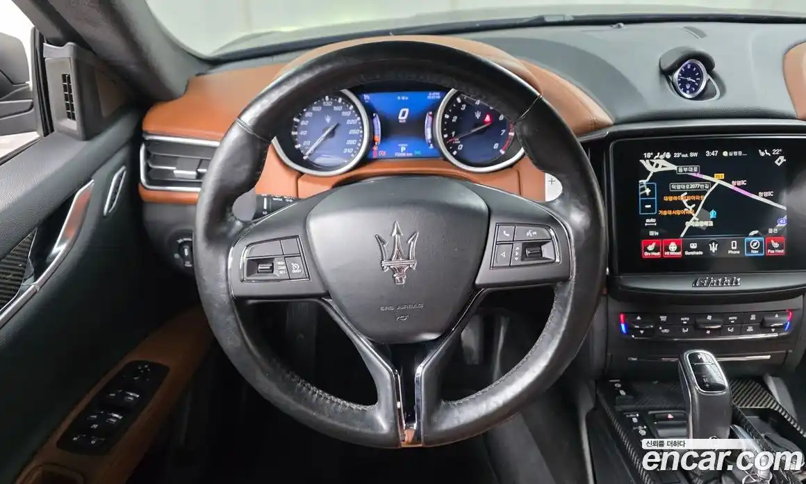 Maserati Ghibli 2019 3.0 гидро, фото 20