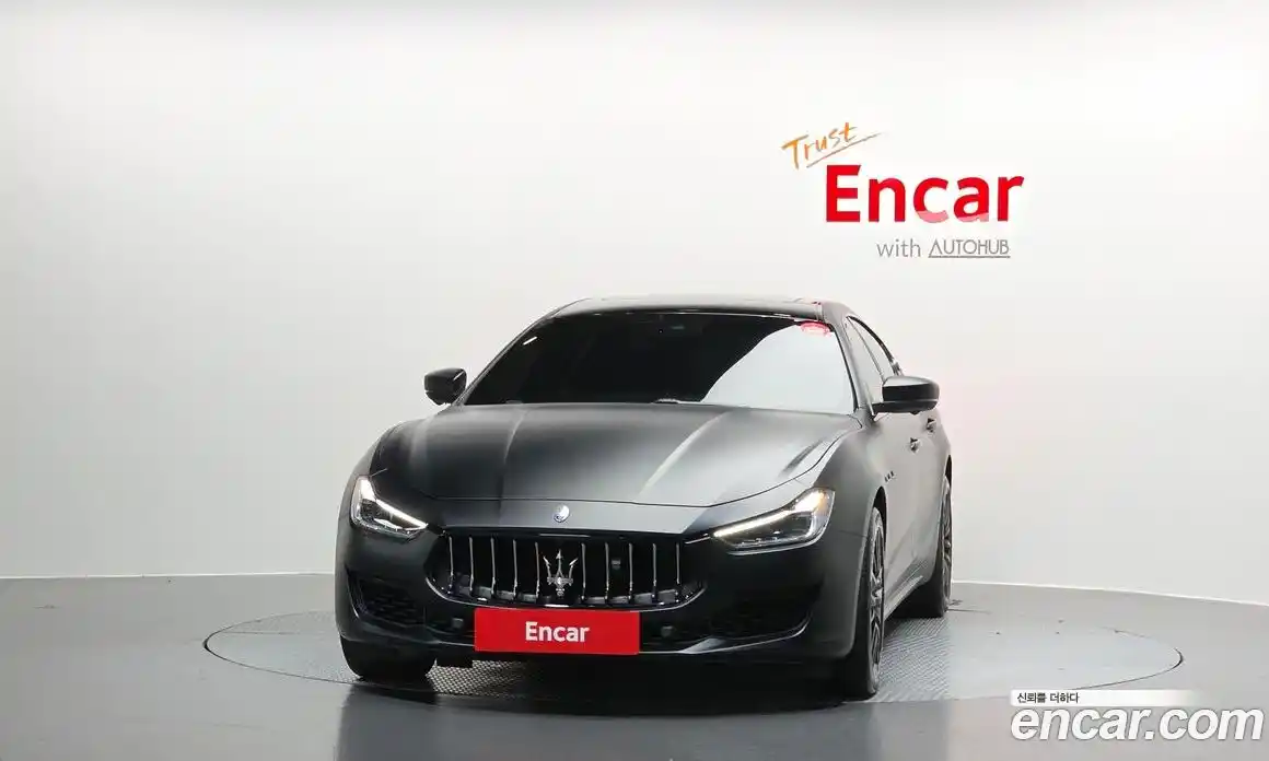 Maserati Ghibli 2019 3.0 гидро, фото 3