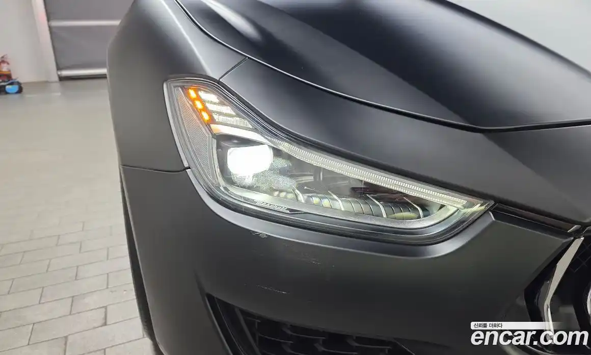 Maserati Ghibli 2019 3.0 гидро, фото 8
