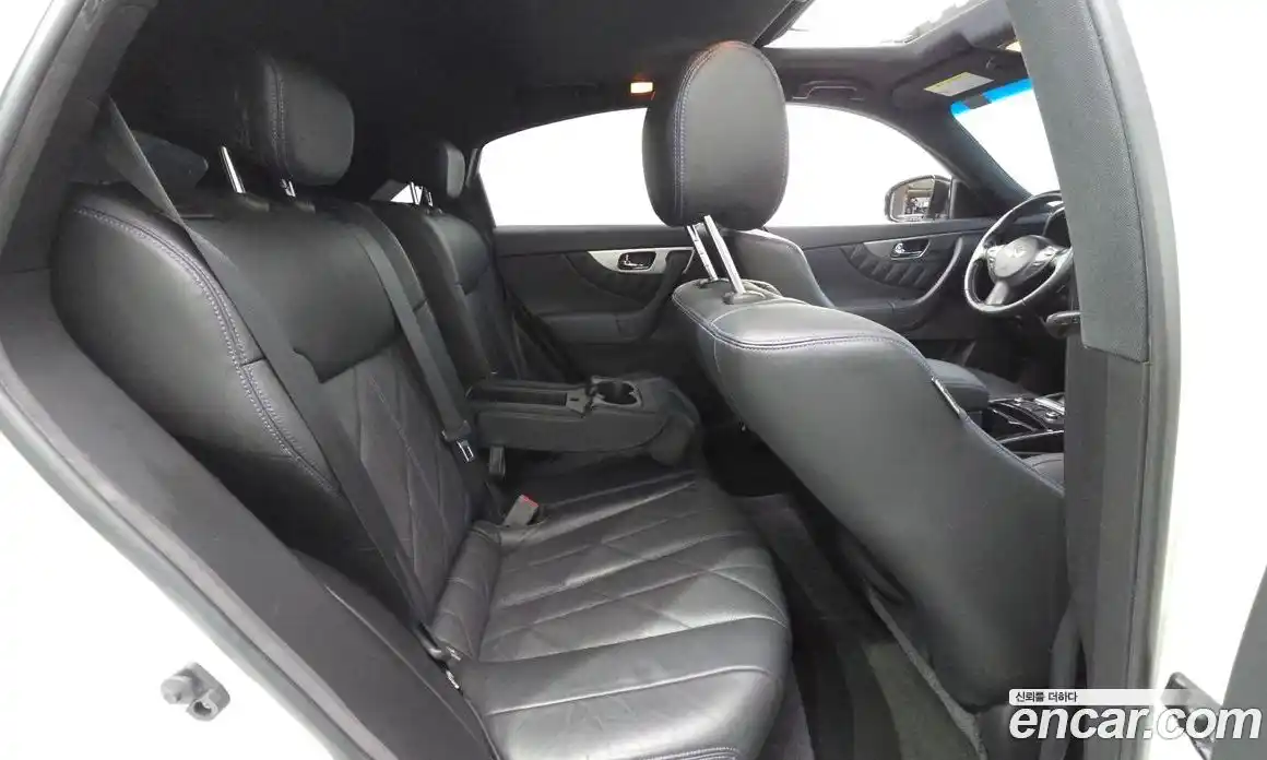 Infiniti QX70 2015 3.7 гидро, фото 12