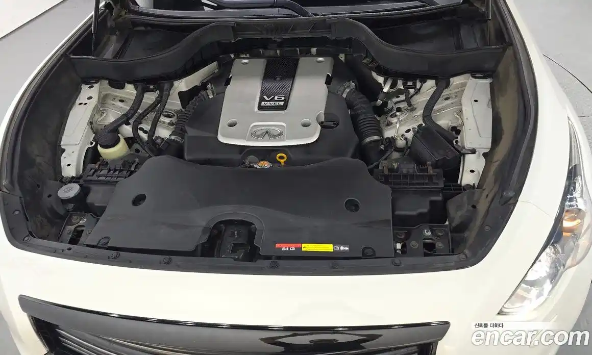 Infiniti QX70 2015 3.7 гидро, фото 6