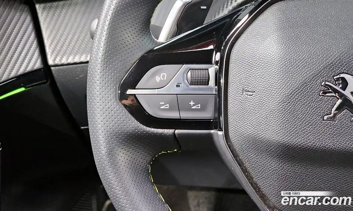 Peugeot 2008 2023 1.5 автомат (гидро), фото 32