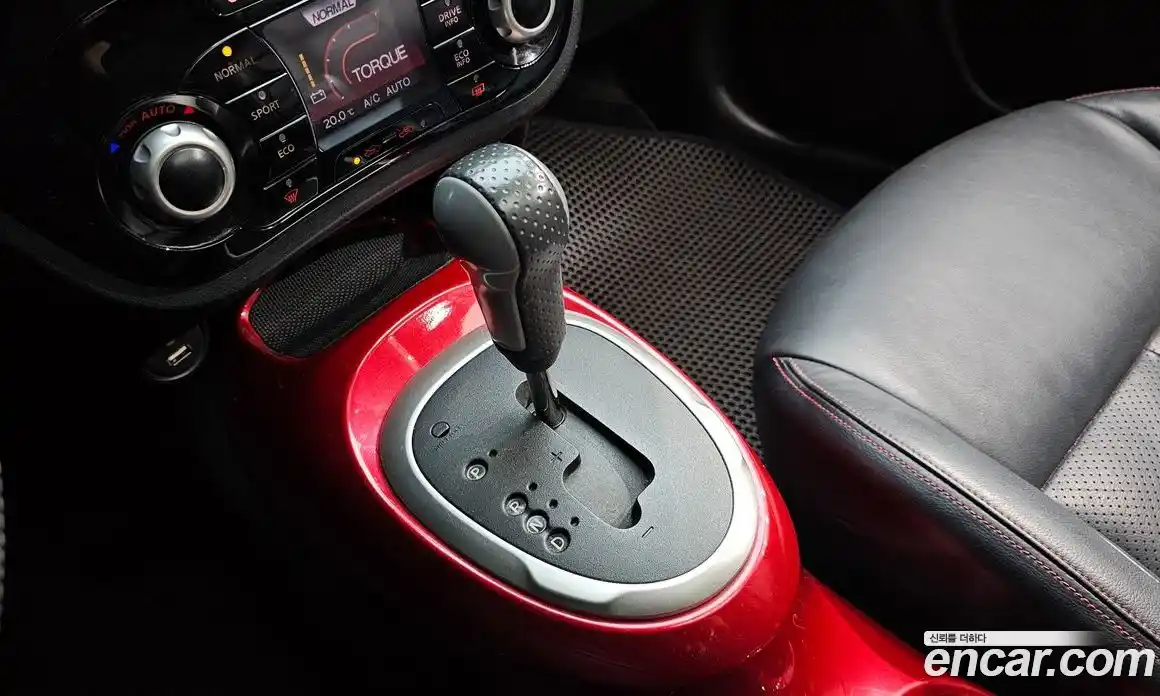 Nissan Juke 2015 1.6 гидро, фото 9