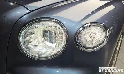 Bentley Flying Spur 2021 4.0 гидро, миниатюра 8