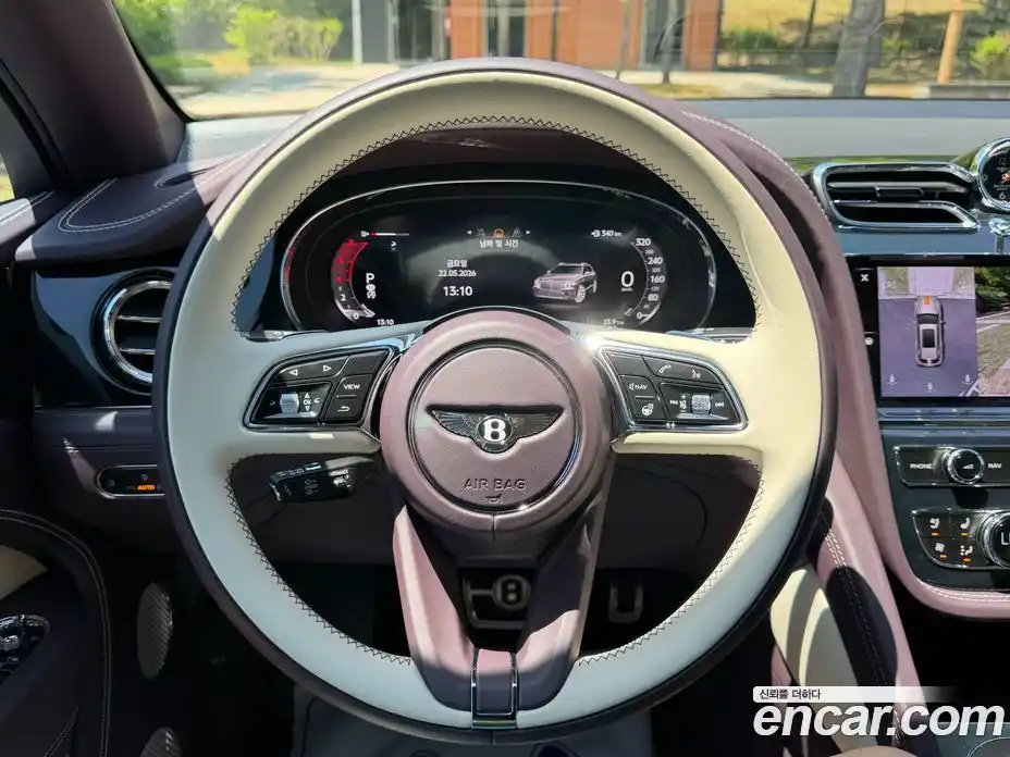 Bentley Bentayga 2024 4.0 гидро, фото 16