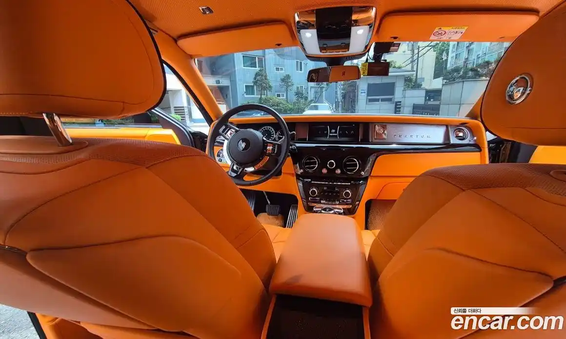 Rolls-Royce Phantom 2023 6.7 гидро, фото 6