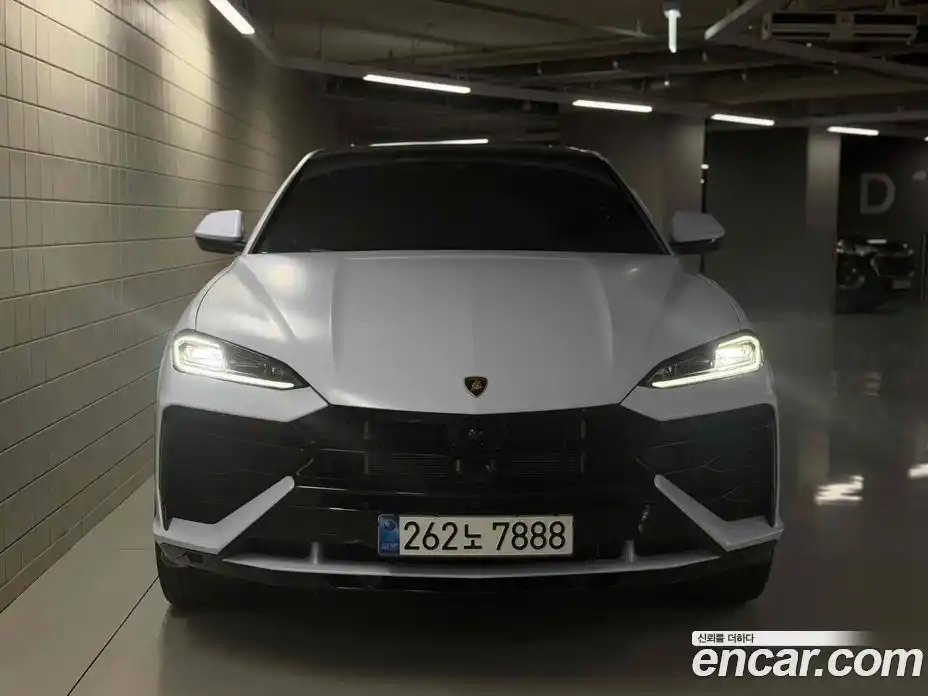 Lamborghini Urus 2025 4.0 гидро, фото 1