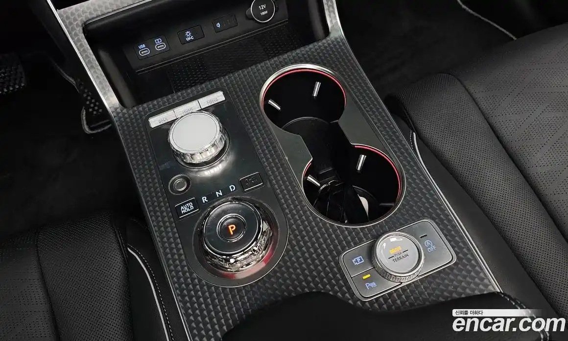 Genesis GV80 2024 2.5 автомат (гидро), фото 9