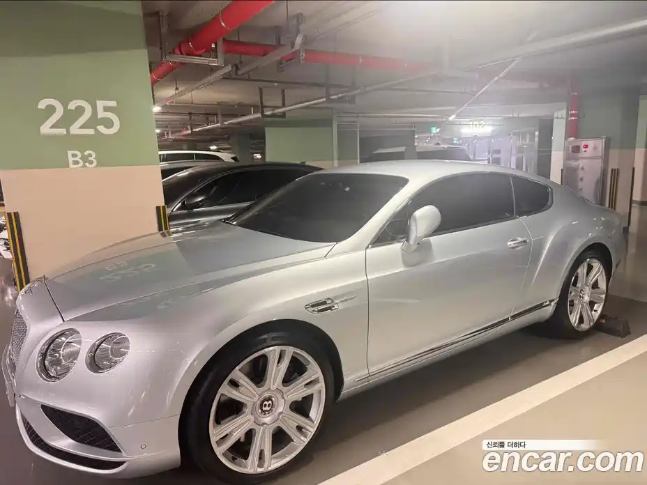 Bentley Continental 2017 4.0 гидро, фото 3