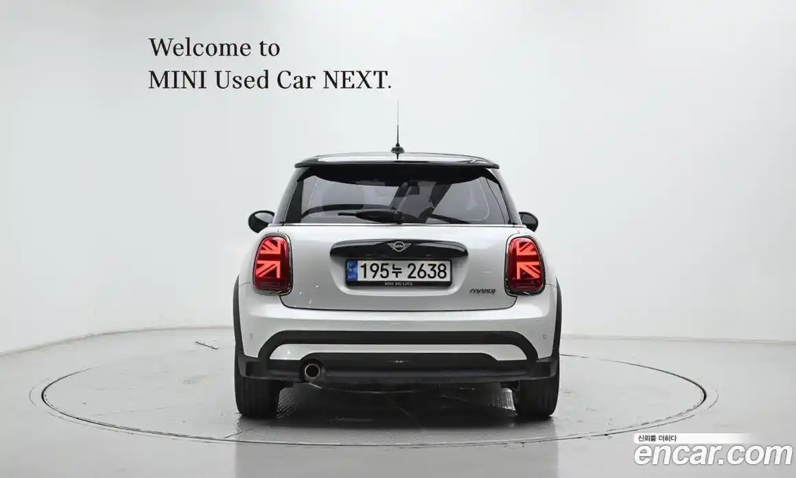 Mini Cooper 2023 1.5 автомат (гидро), фото 4