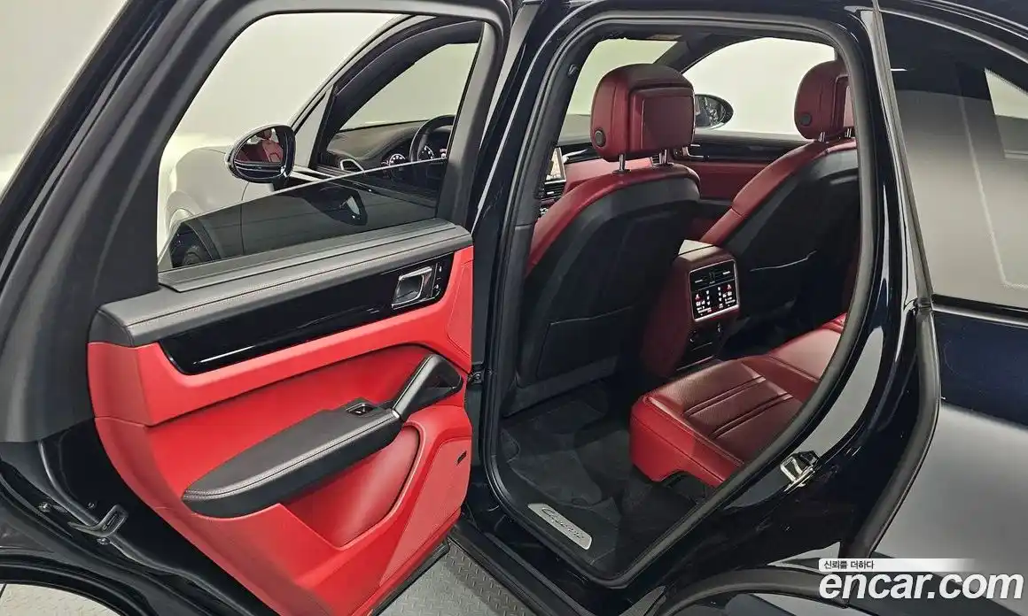 Porsche Cayenne 2021 3.0 автомат (гидро), фото 27