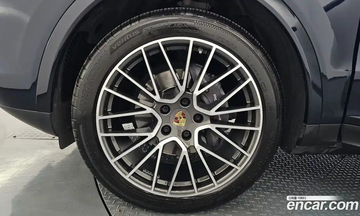 Porsche Cayenne 2021 3.0 автомат (гидро), фото 5