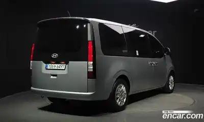 Hyundai Staria 2025 2.2 автомат (гидро), миниатюра 2