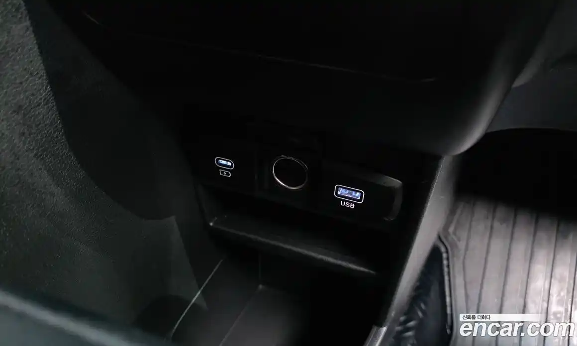 Hyundai Staria 2025 2.2 автомат (гидро), фото 31
