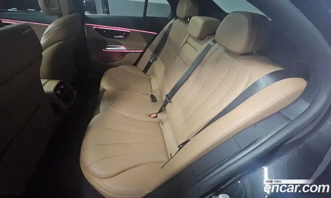Mercedes-Benz E-Class 2024 2.0 автомат (гидро), фото 13