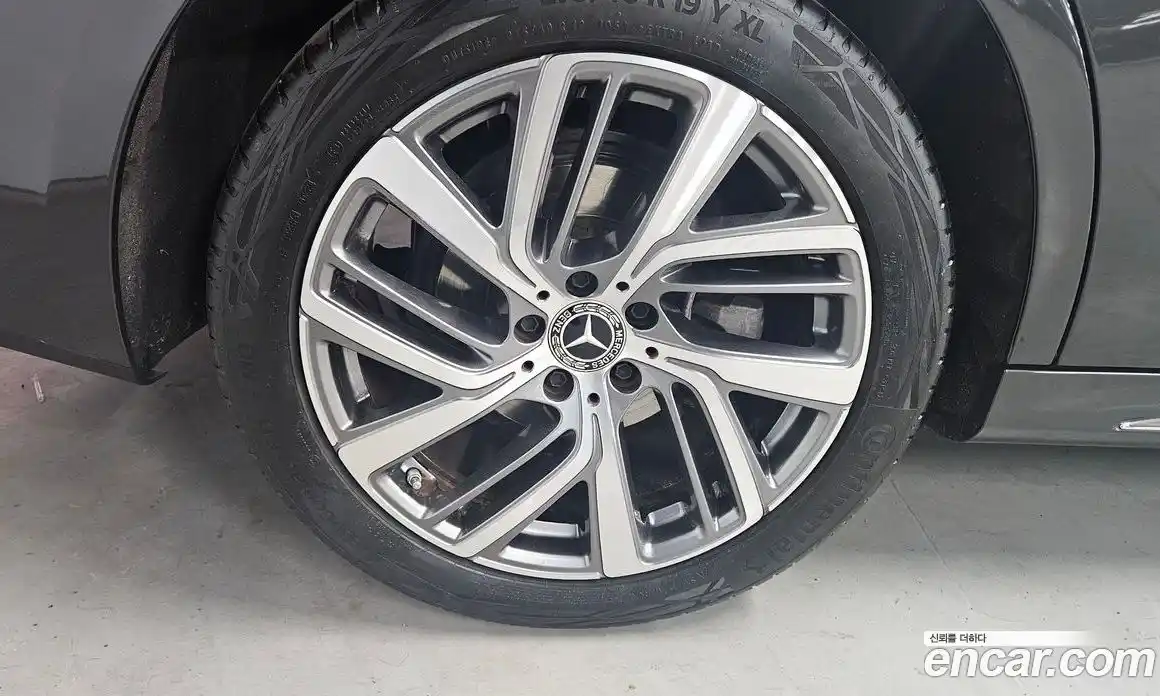 Mercedes-Benz E-Class 2024 2.0 автомат (гидро), фото 19