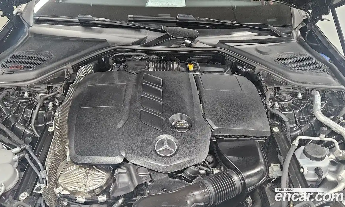 Mercedes-Benz E-Class 2024 2.0 автомат (гидро), фото 20