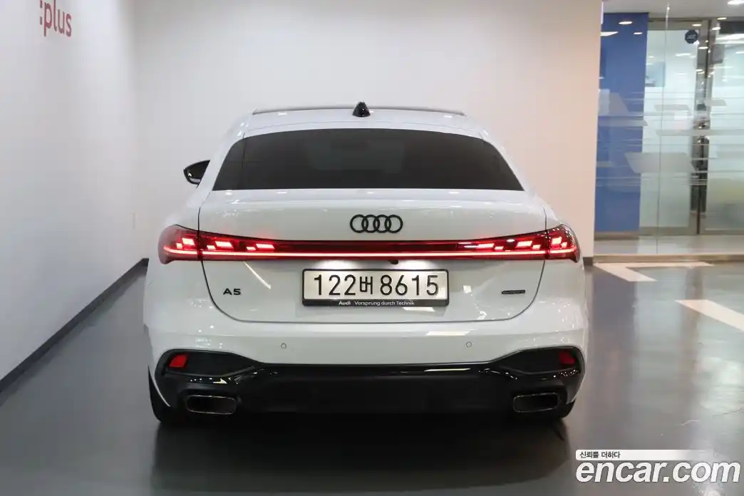 Audi A5 2025 2.0 автомат (гидро), фото 4