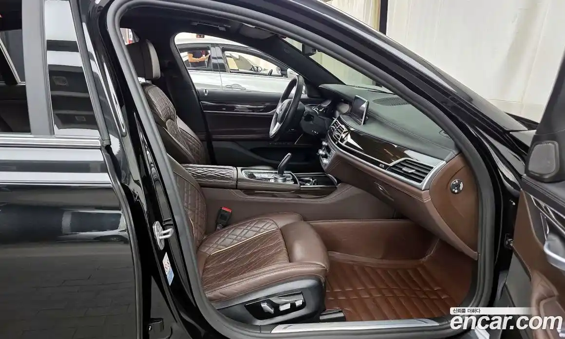 BMW 7 серия 2020 3.0 автомат (гидро), фото 16