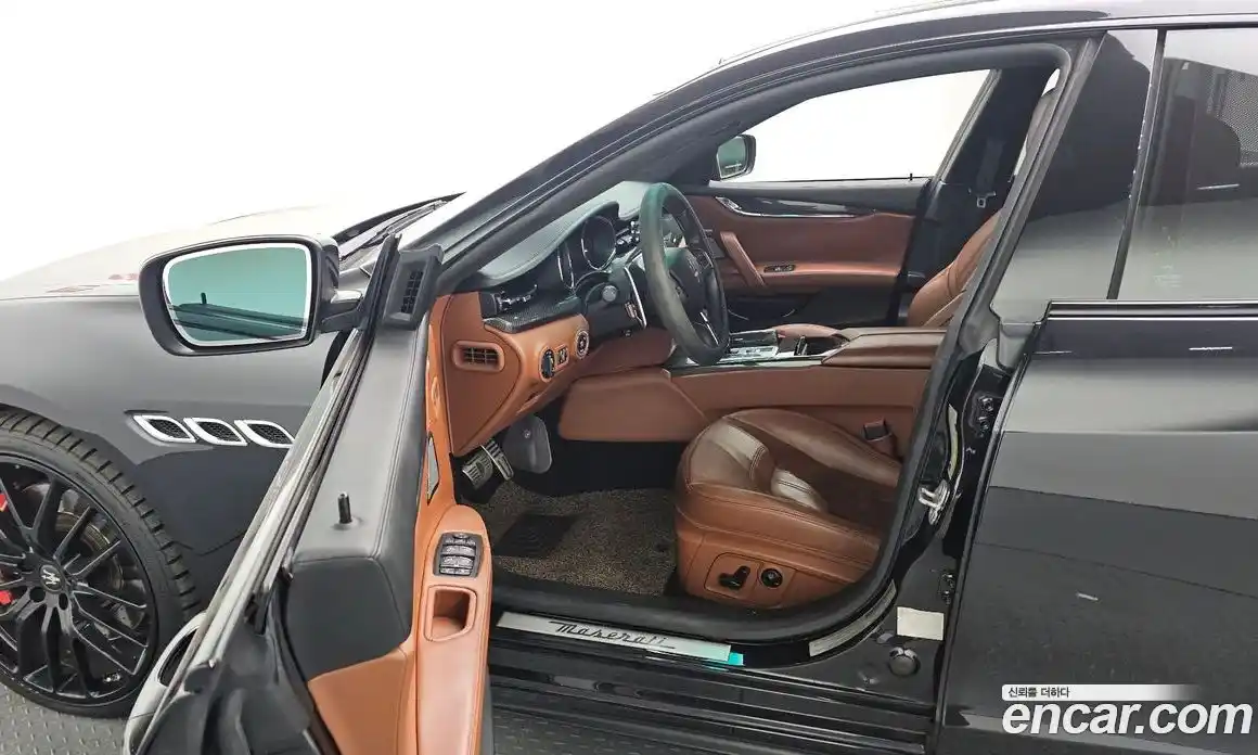 Maserati Quattroporte 2014 3.8 гидро, фото 10