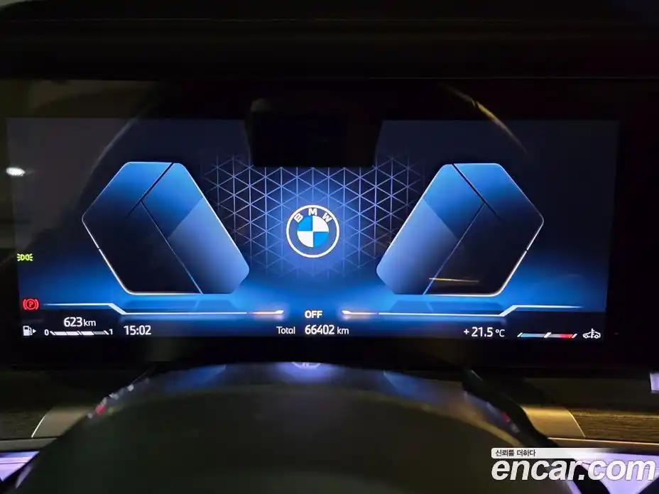 BMW 7 серия 2023 3.0 автомат (гидро), фото 17