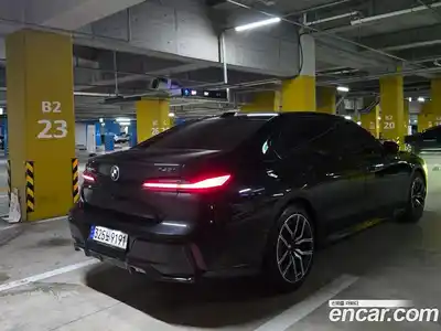 BMW 7 серия 2023 3.0 автомат (гидро), миниатюра 2