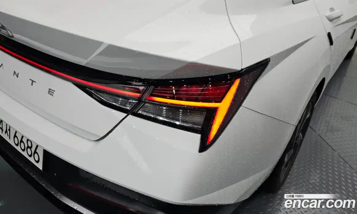 Hyundai Avante 2025 1.6 автомат (гидро), фото 9