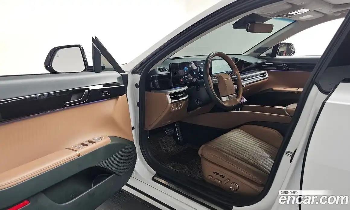 Hyundai Grandeur 2025 1.6 автомат (гидро), фото 12