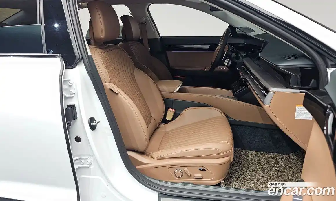 Hyundai Grandeur 2025 1.6 автомат (гидро), фото 15