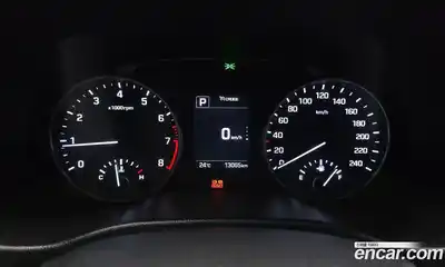 Hyundai Avante 2015 1.6 автомат (гидро), миниатюра 11