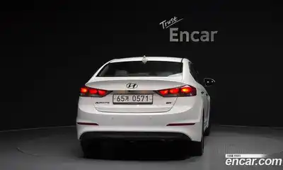Hyundai Avante 2015 1.6 автомат (гидро), миниатюра 4