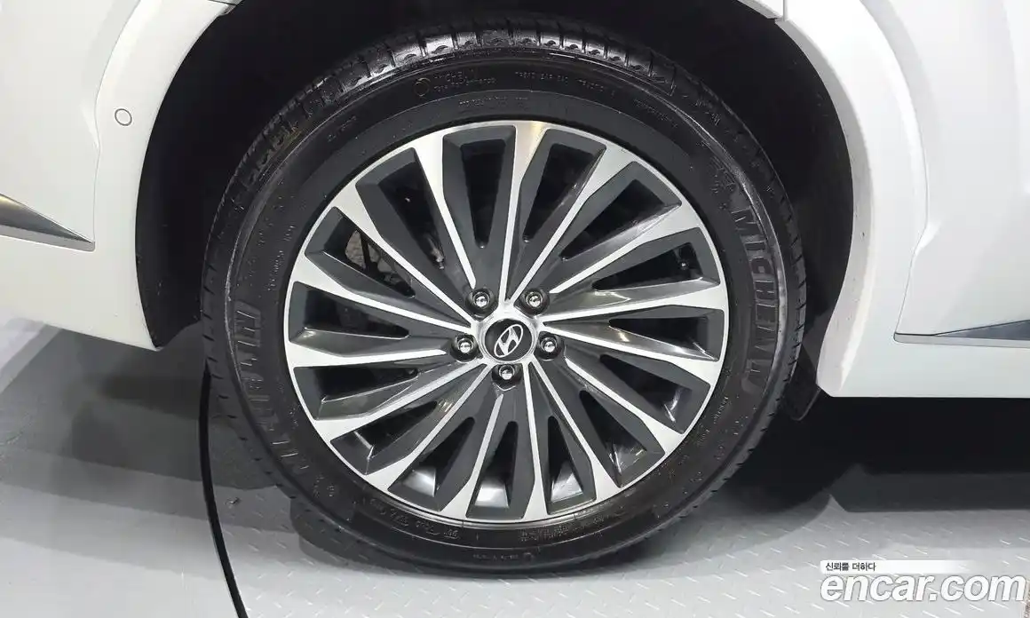Hyundai Palisade 2023 3.8 автомат (гидро), фото 5