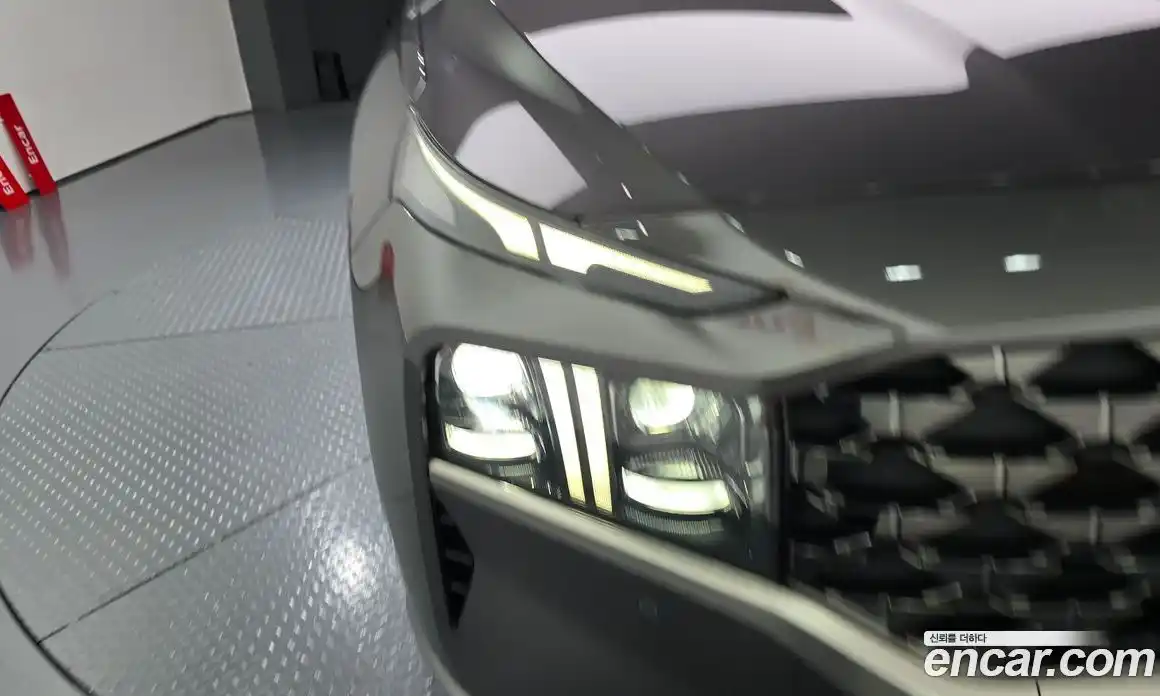 Hyundai Santa Fe 2022 1.6 автомат (гидро), фото 8