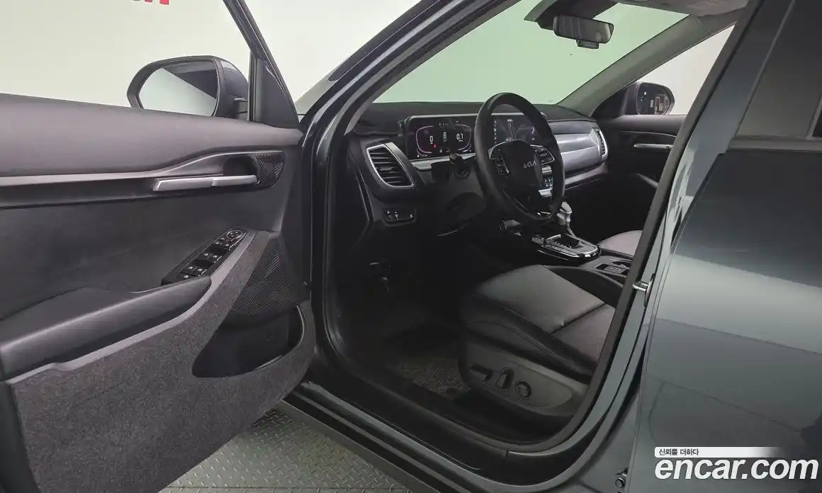 Kia Seltos 2022 1.6 автомат (гидро), фото 10