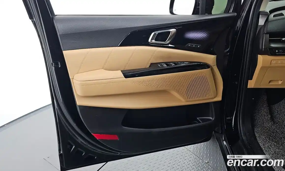 Kia Carnival 2022 2.2 автомат (гидро), фото 14