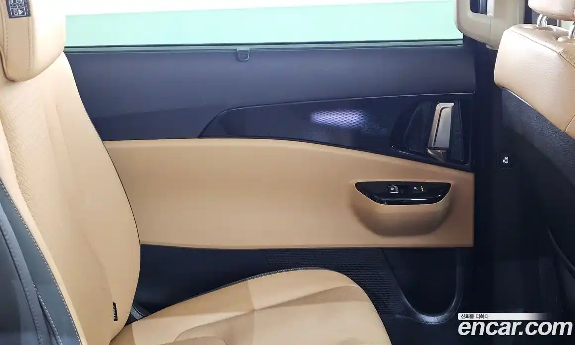 Kia Carnival 2022 2.2 автомат (гидро), фото 15
