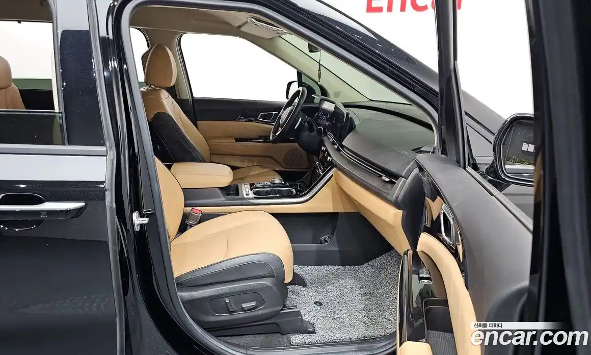Kia Carnival 2022 2.2 автомат (гидро), фото 16