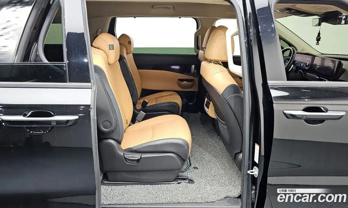 Kia Carnival 2022 2.2 автомат (гидро), фото 17